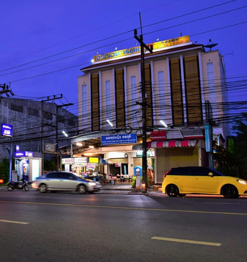 Charoen Apartment Hotel Trang Exteriér fotografie